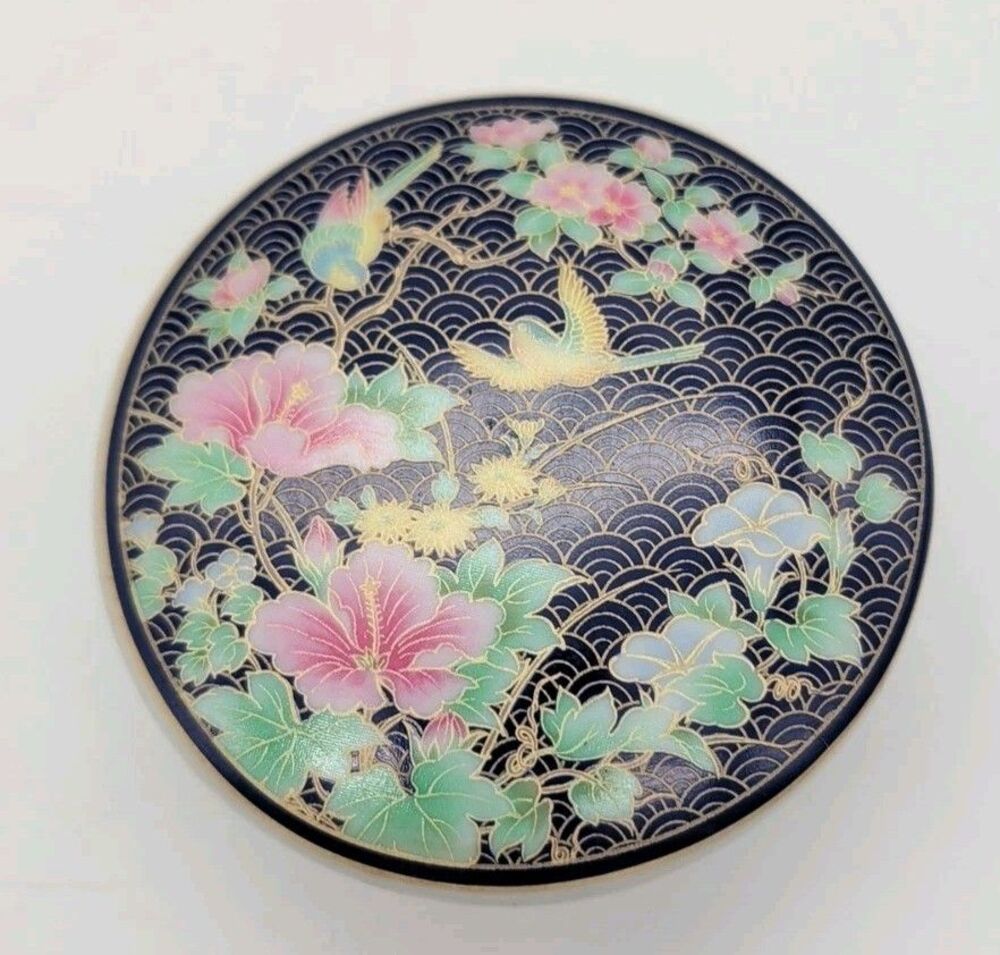 Vtg Porcelain Lidded Round Trinket Box Japan